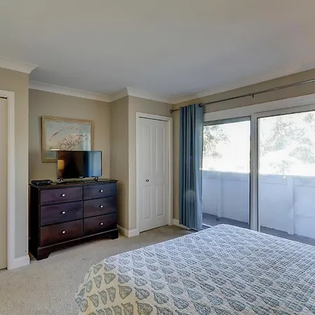 252 Stoney Creek 3 Bedroom Condo Sea Pines